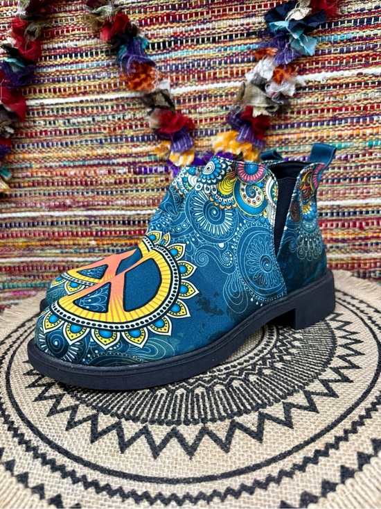 Yes We Vibe Shoes - Yes We Vibe Slip On Ankle Boots NWOT sz 7 Sunflower Peace Vegan Leather